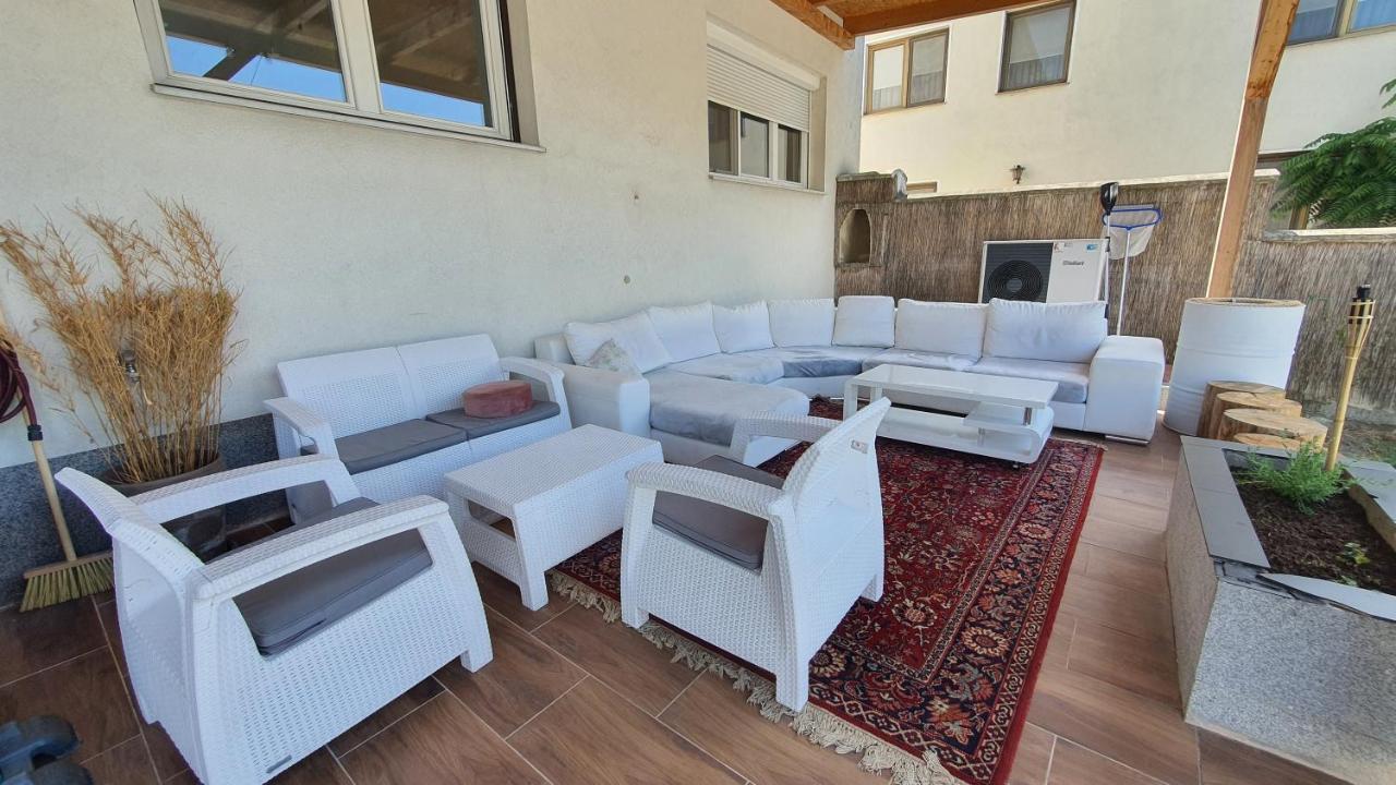 4 Room Flat With Garden And Pool Кіттзе Екстер'єр фото