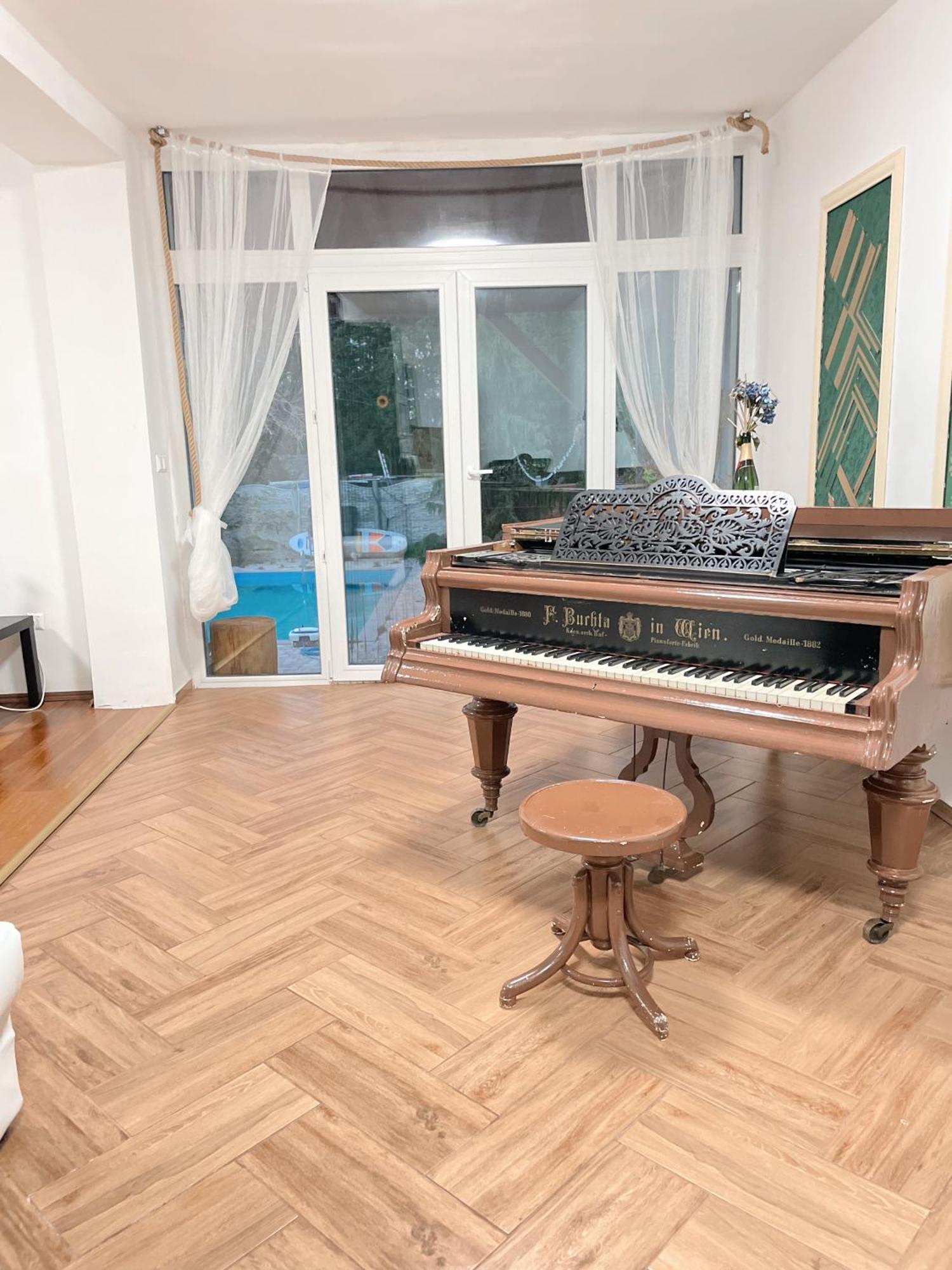 4 Room Flat With Garden And Pool Кіттзе Екстер'єр фото